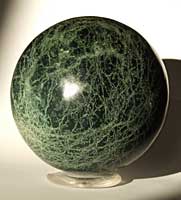 Serpentine sphere